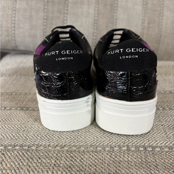 Kurt Geiger Girls Patent Black Sneakers with Butterflies! Size 3 - Picture 4 of 6